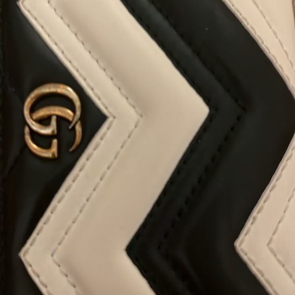 Gucci Black and White GG Marmont Matelassé Chevron Card Case Wallet - Picture 8 of 9